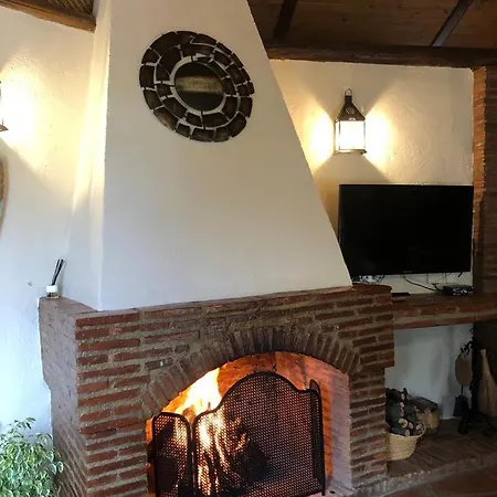 Del Moral Chalé *